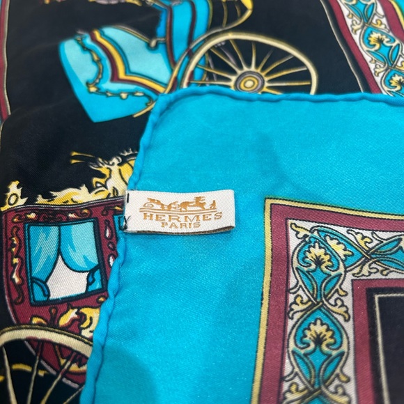 Hermès La Perriere Carré 90 Scarf 100% Silk Made In France - Picture 2 of 5